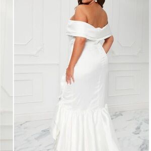 Fashion Nova Strapless White Dress